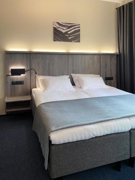Dvivietis kambarys su papildoma lova - Brut Wine Hotel, Zarasai